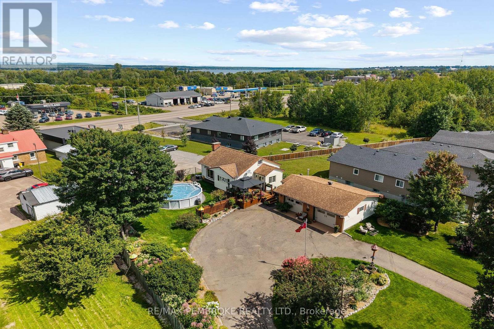 1315 Blakely Crescent W, Pembroke, Ontario K8A 6Z9 - Photo 49 - X13721096