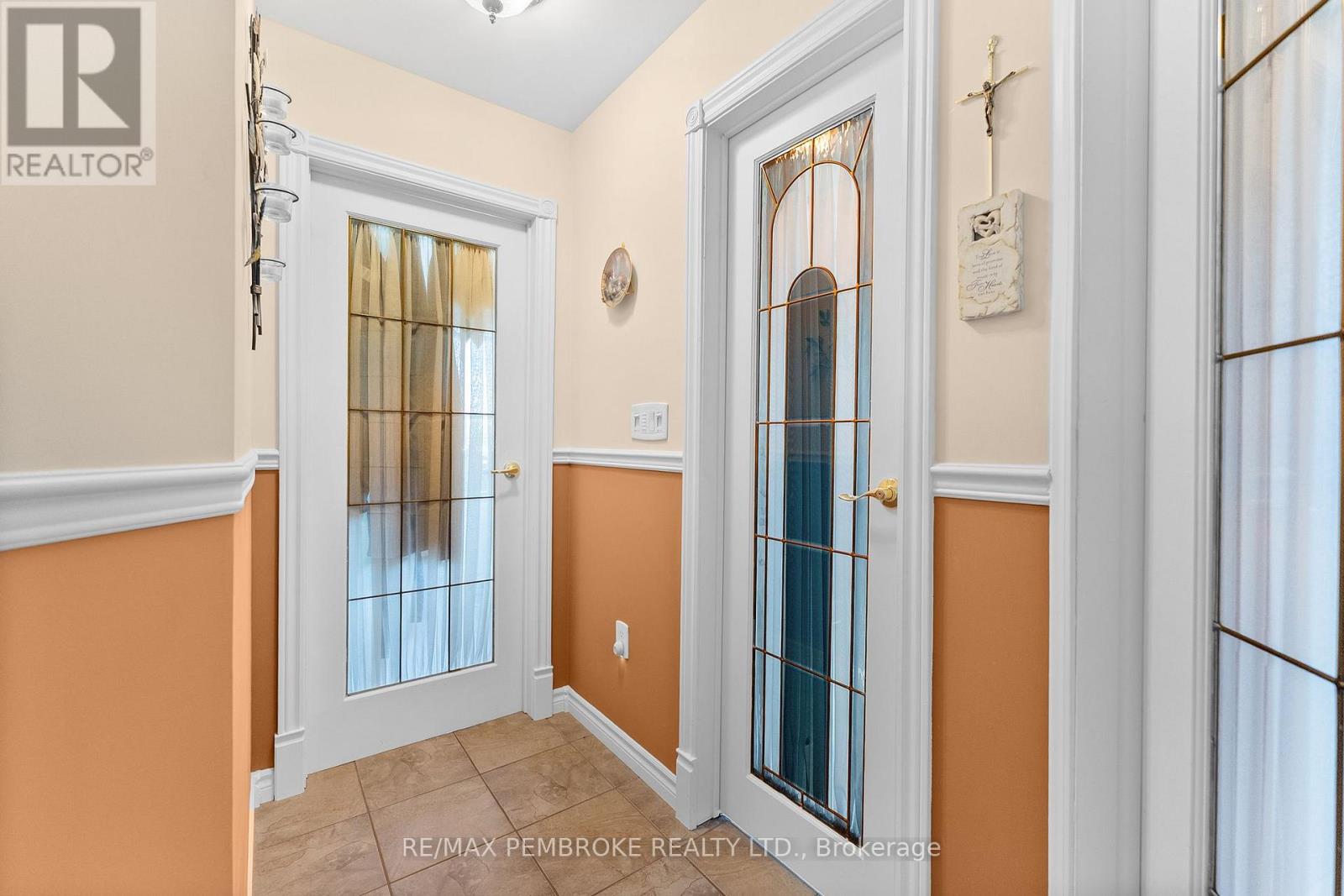 1315 Blakely Crescent W, Pembroke, Ontario K8A 6Z9 - Photo 6 - X13721096