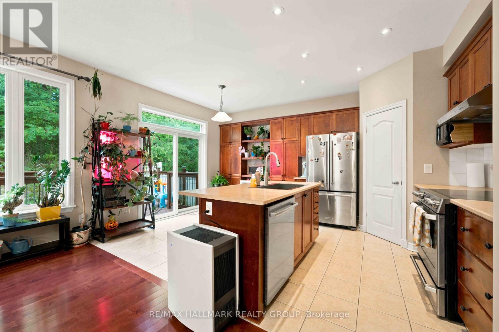 328 Laughlin Circle, Ottawa, Ontario  K2T 0E1 - Photo 11 - X13721014