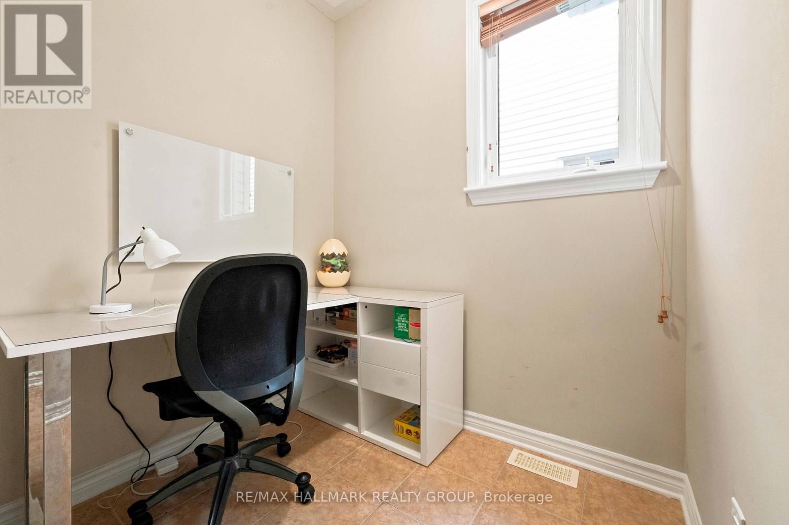 328 Laughlin Circle, Ottawa, Ontario  K2T 0E1 - Photo 14 - X13721014