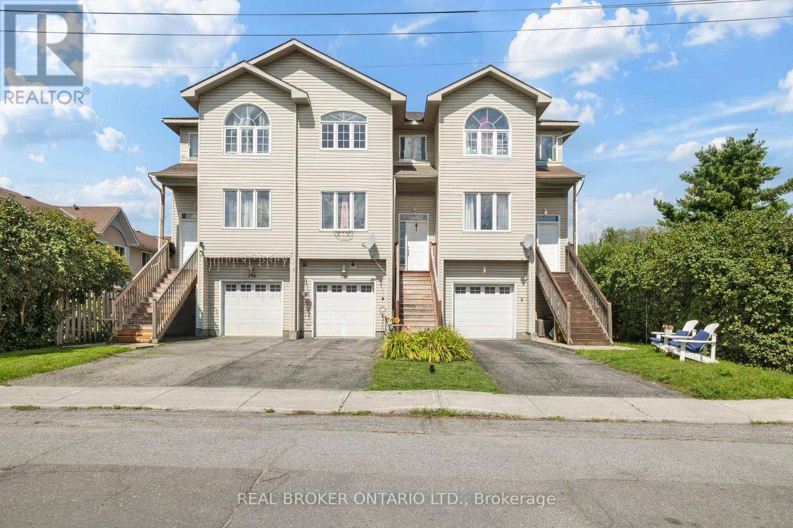 296 MAUDE STREET, Mississippi Mills, Ontario