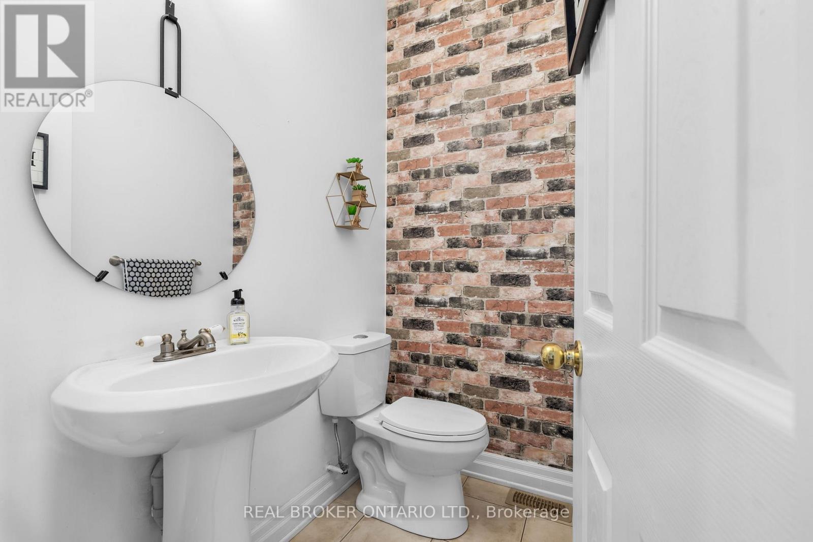 296 Maude Street, Mississippi Mills, Ontario  K0A 1A0 - Photo 7 - X13721050
