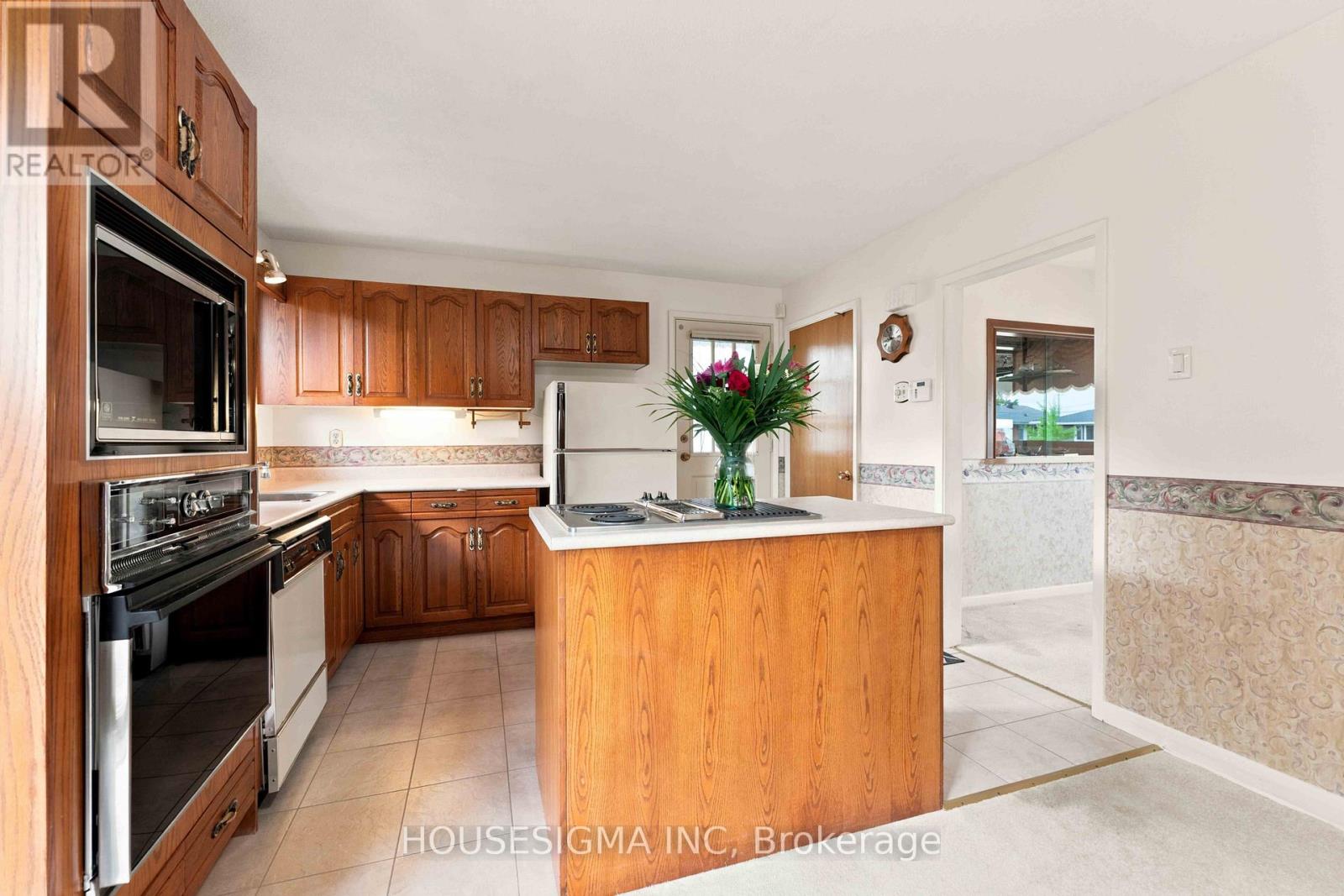 1347 Avenue R Avenue, Ottawa, Ontario  K1G 0C1 - Photo 11 - X13721118