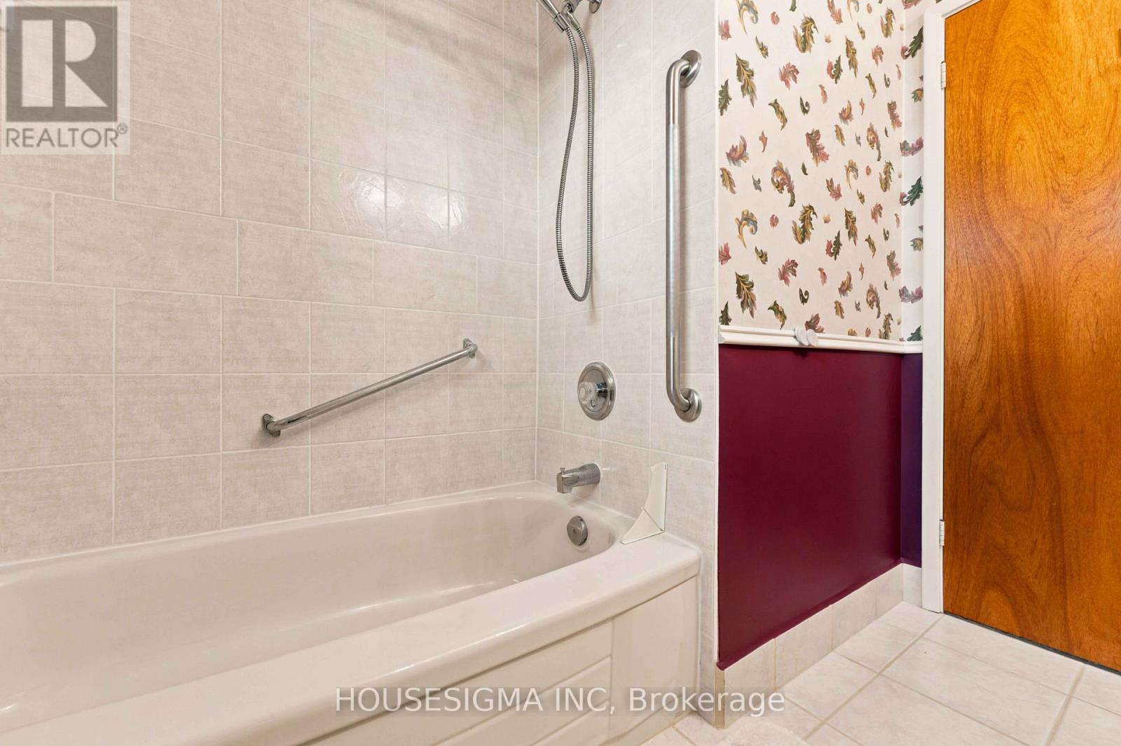 1347 Avenue R Avenue, Ottawa, Ontario  K1G 0C1 - Photo 19 - X13721118