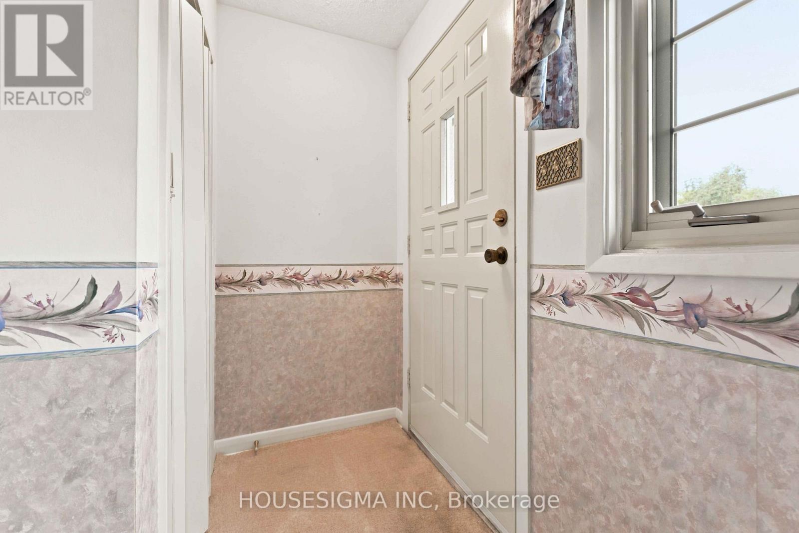 1347 Avenue R Avenue, Ottawa, Ontario  K1G 0C1 - Photo 7 - X13721118