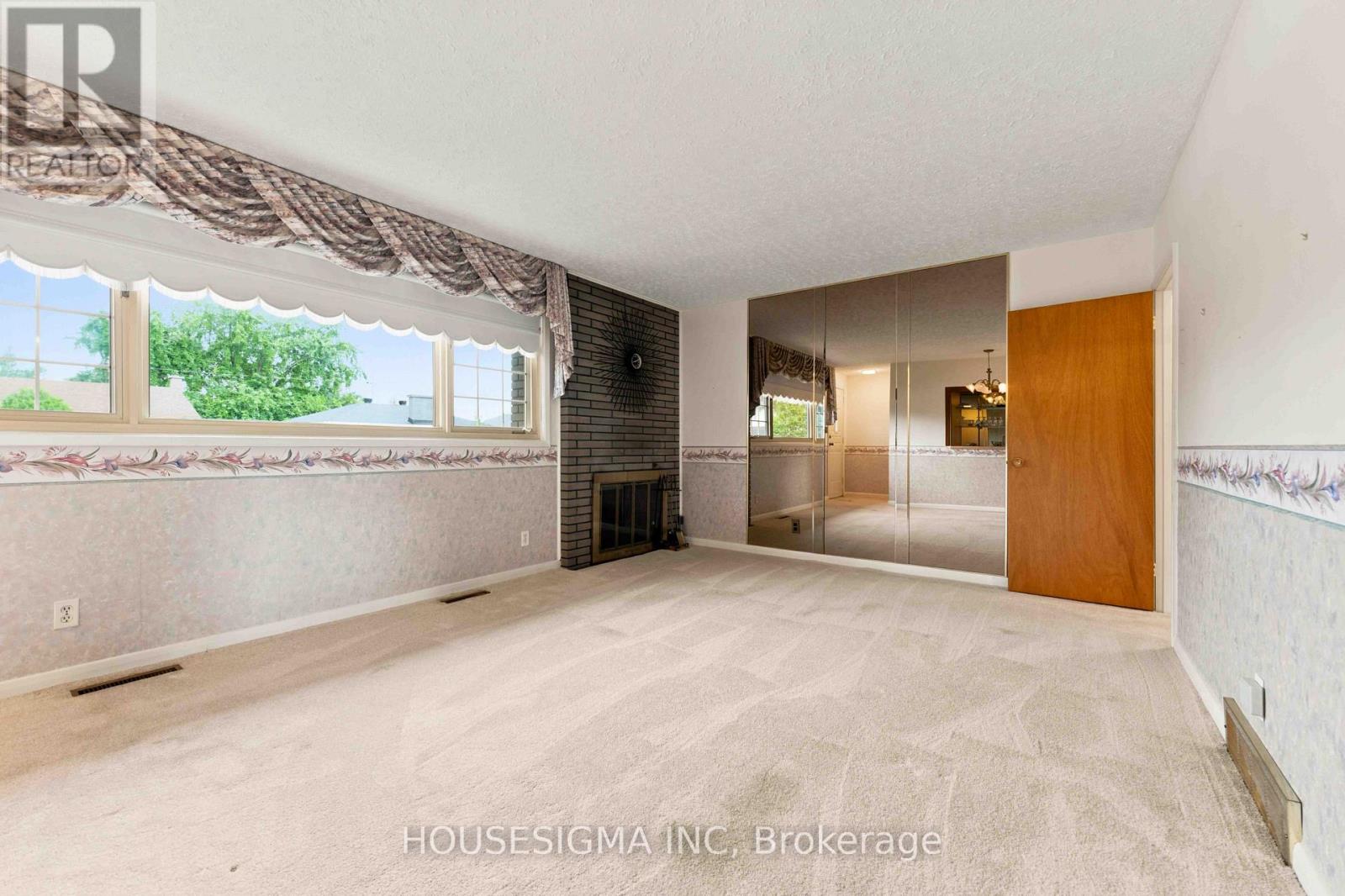 1347 Avenue R Avenue, Ottawa, Ontario  K1G 0C1 - Photo 9 - X13721118