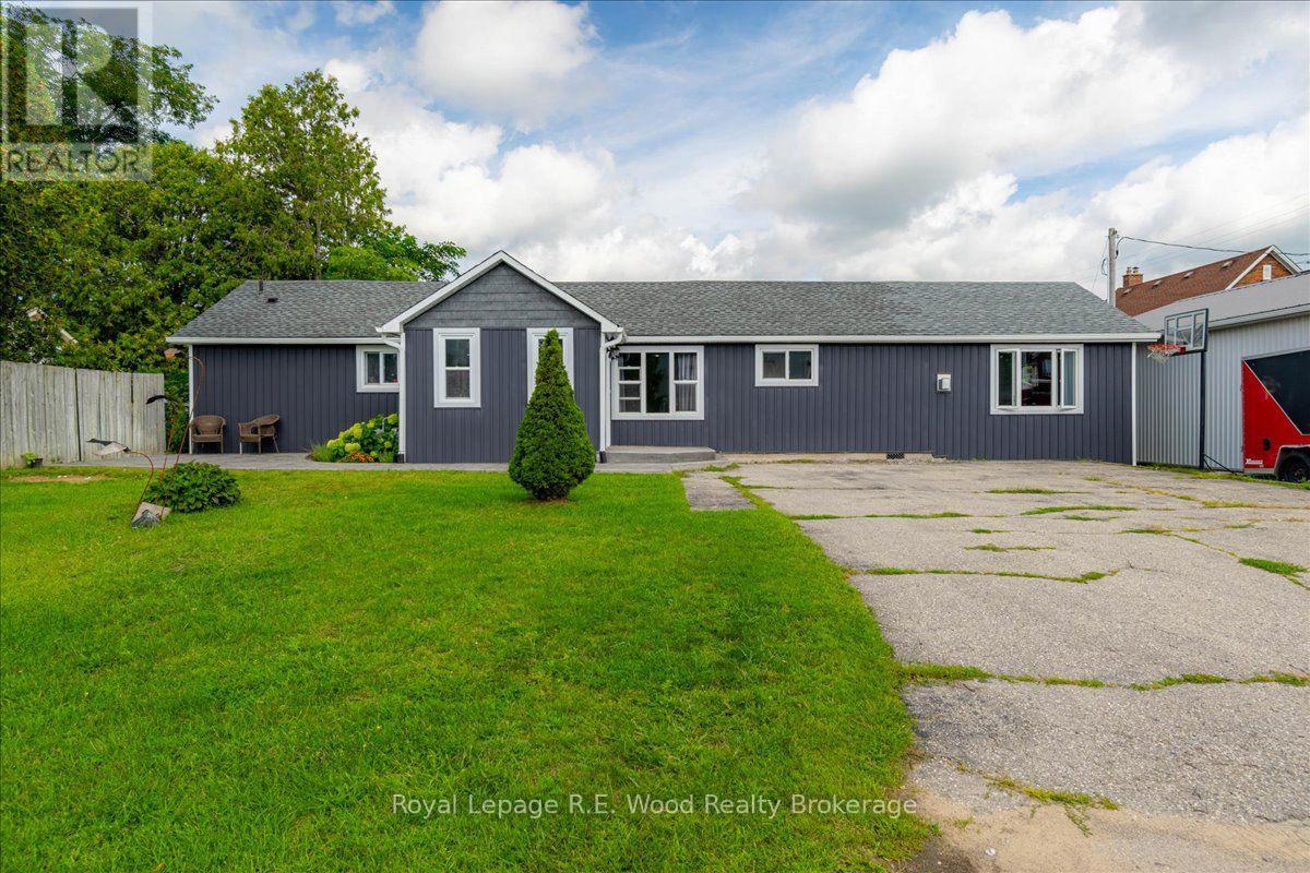 56 Queen Street, Norfolk, Ontario  N0E 1G0 - Photo 3 - X13721128