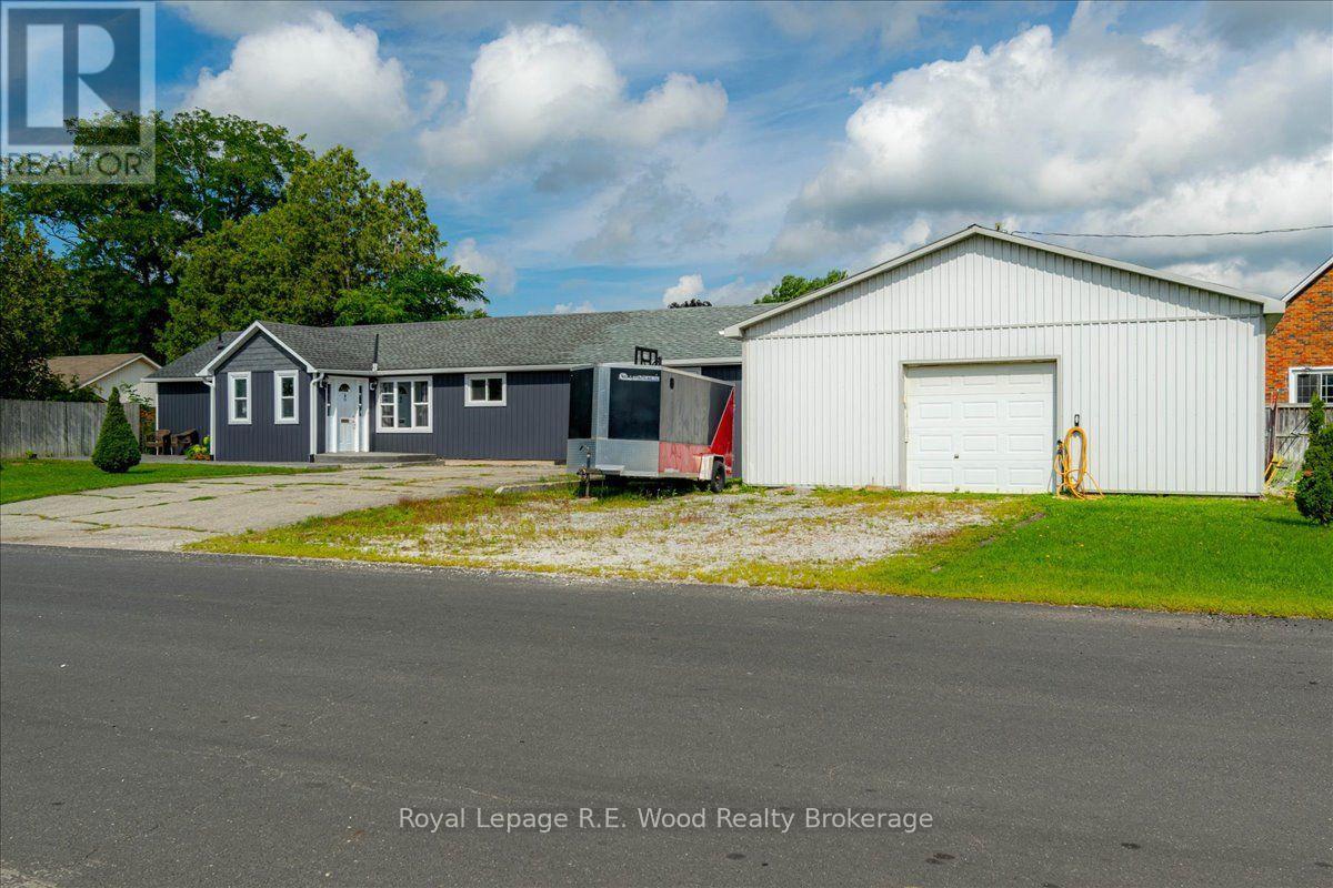 56 Queen Street, Norfolk, Ontario  N0E 1G0 - Photo 4 - X13721128