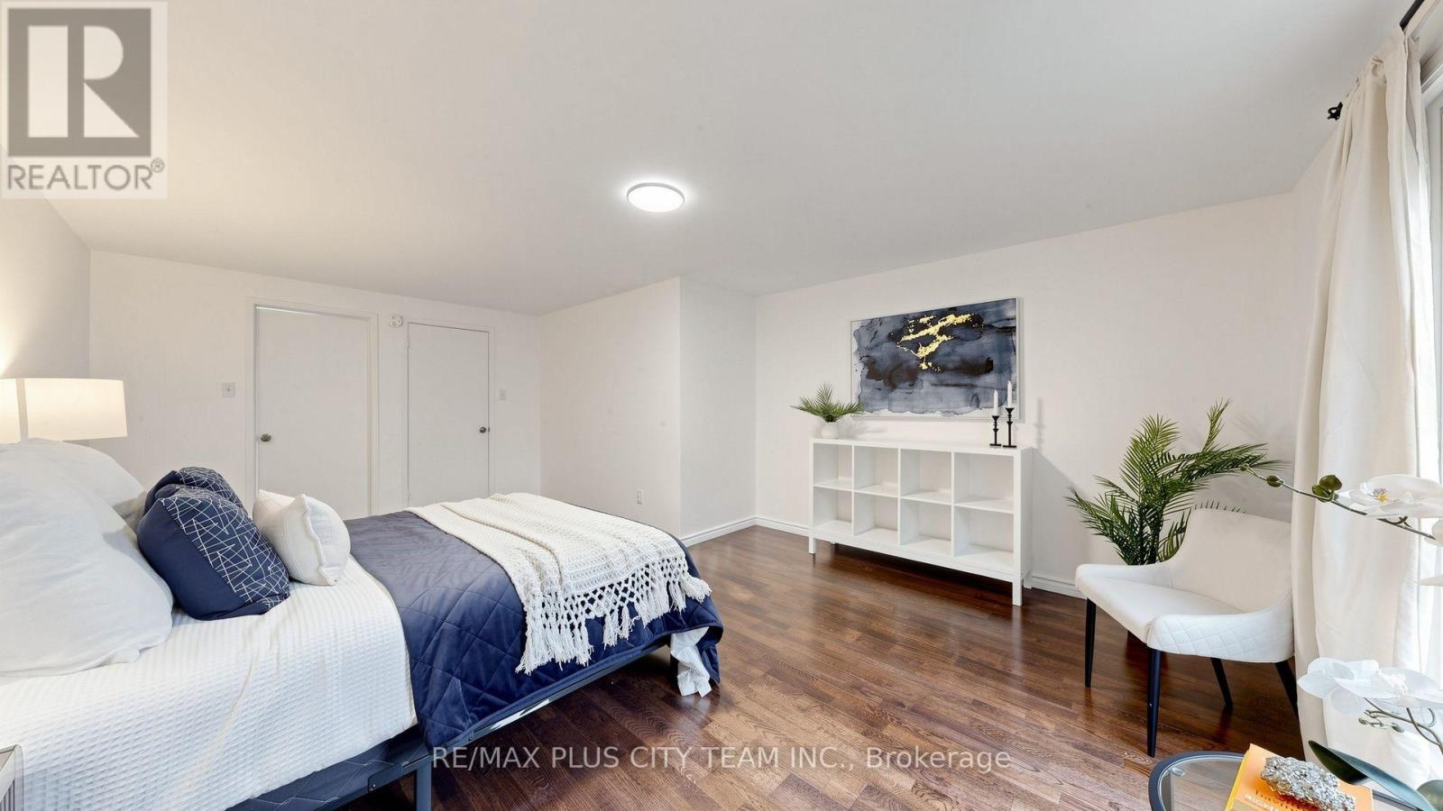 60 Tangle Briar Way, Toronto, Ontario  M2J 2M4 - Photo 17 - C13721016