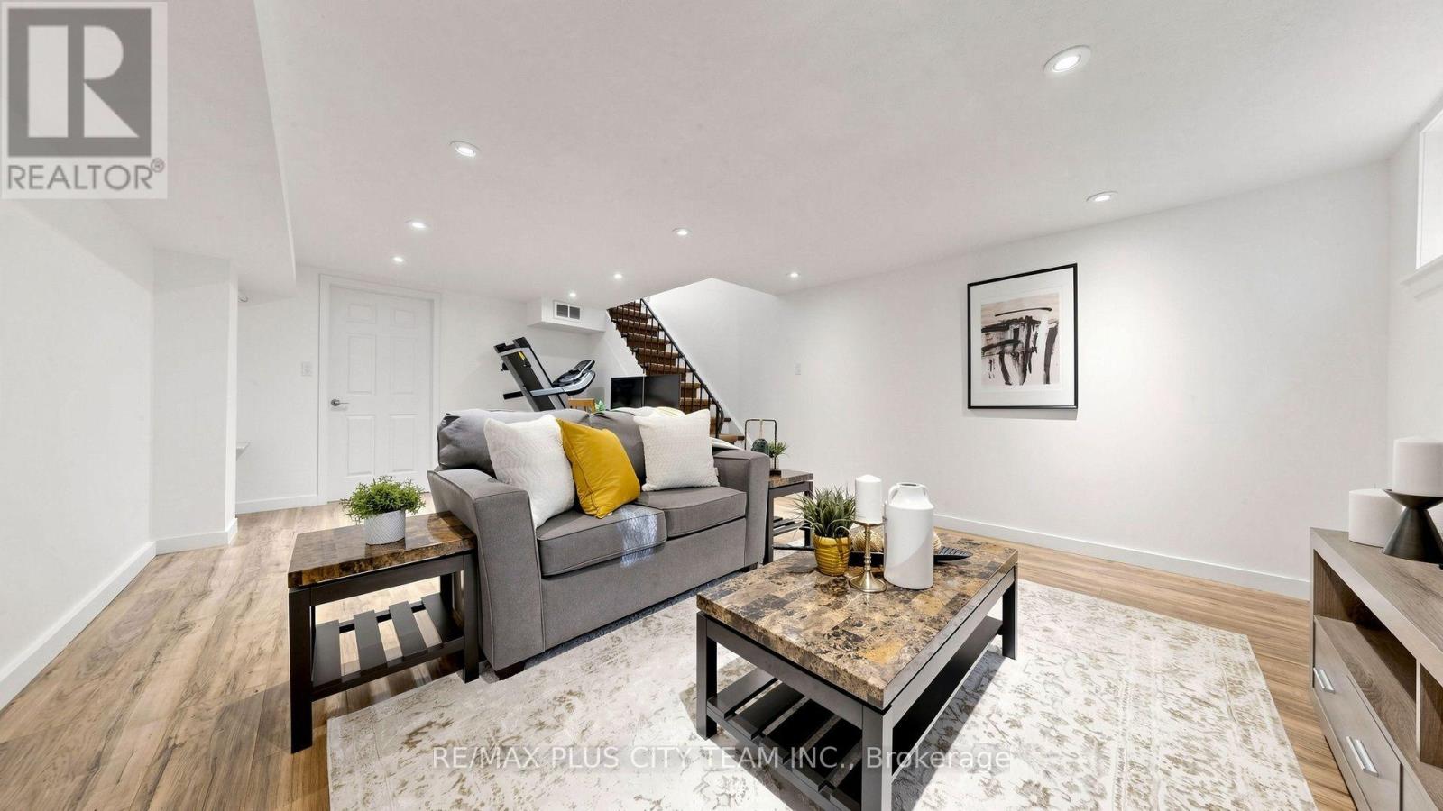 60 Tangle Briar Way, Toronto, Ontario  M2J 2M4 - Photo 29 - C13721016