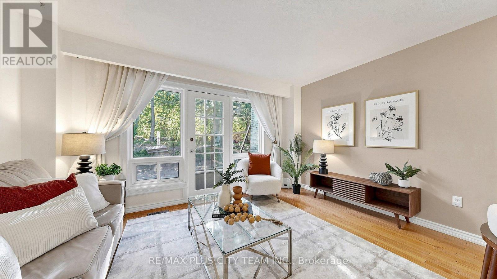 60 Tangle Briar Way, Toronto, Ontario  M2J 2M4 - Photo 3 - C13721016