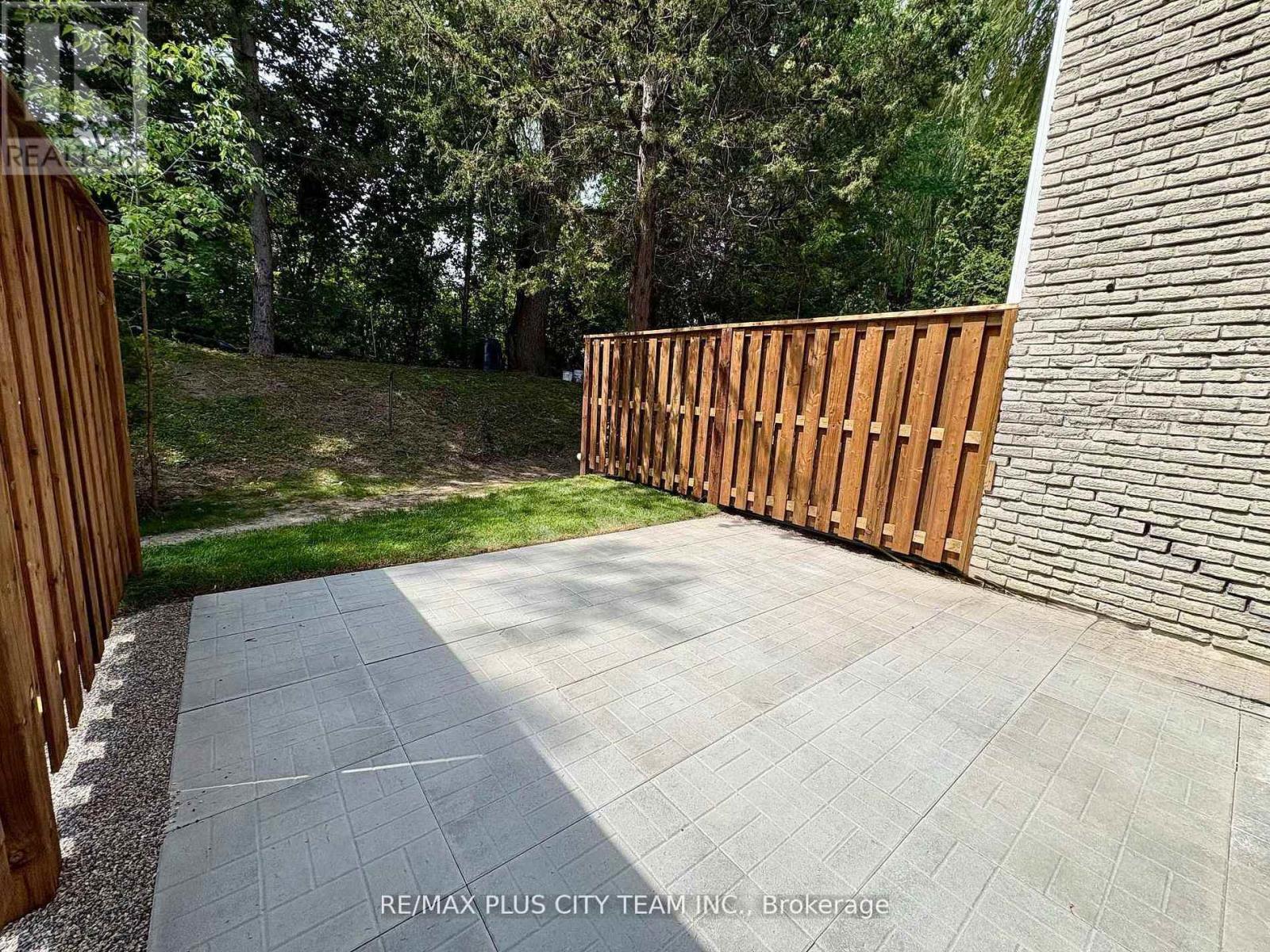 60 Tangle Briar Way, Toronto, Ontario  M2J 2M4 - Photo 33 - C13721016