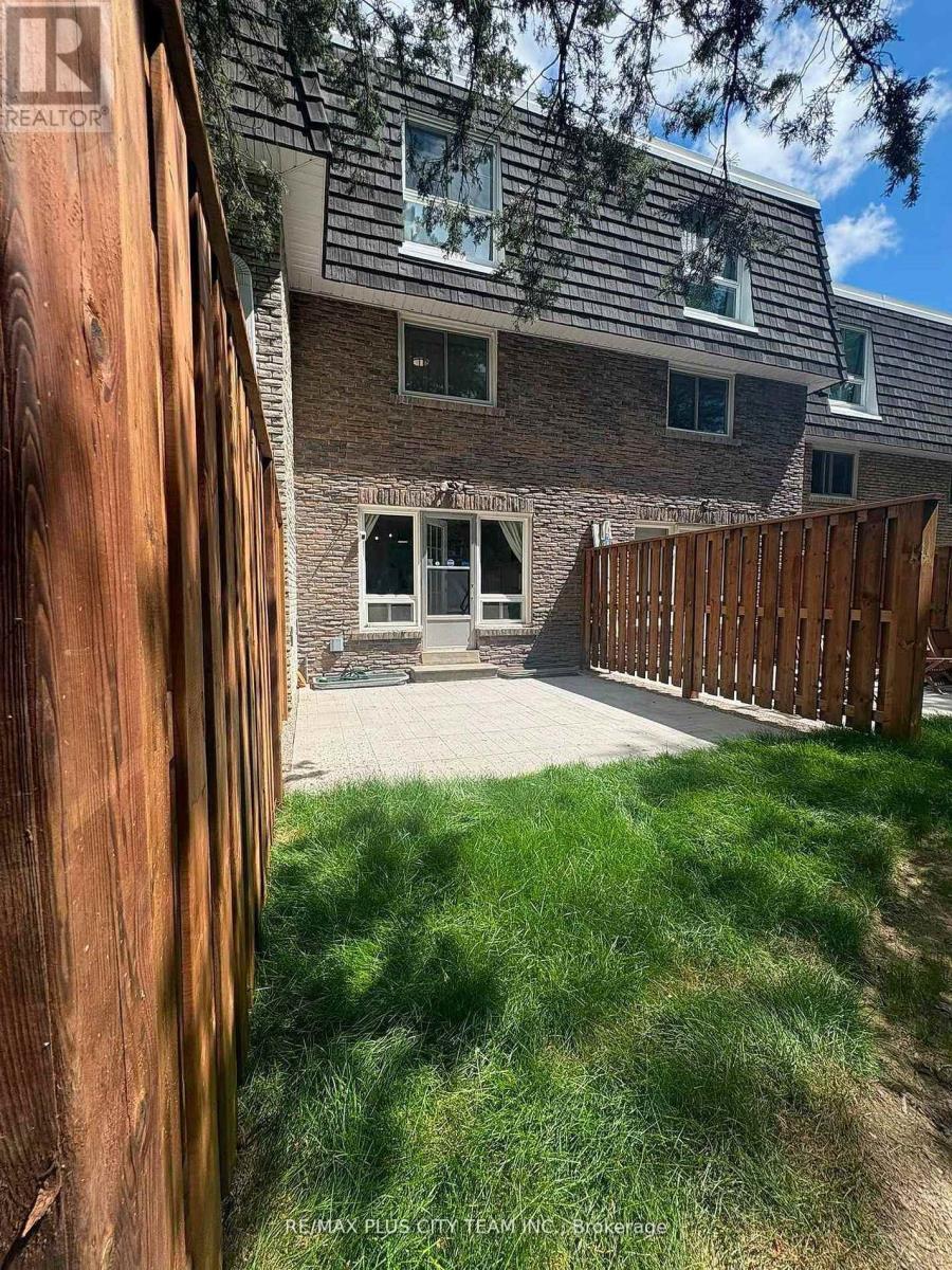 60 Tangle Briar Way, Toronto, Ontario  M2J 2M4 - Photo 36 - C13721016