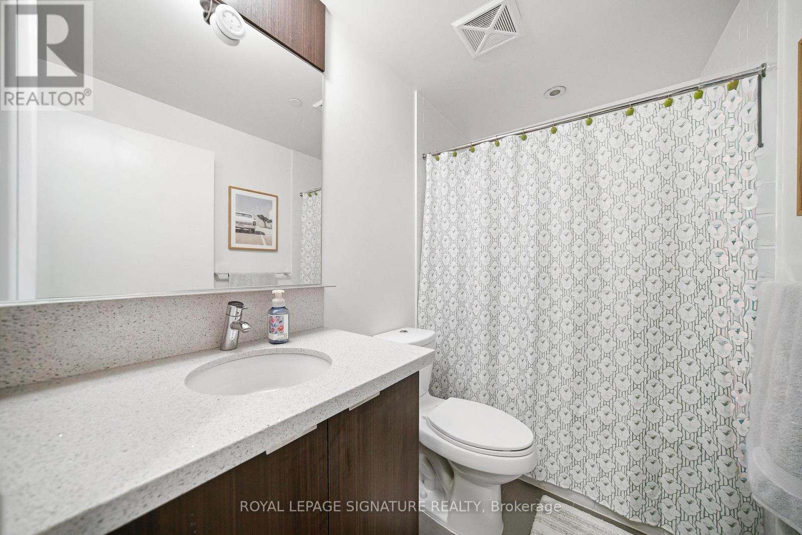 1001 - 21 Widmer Street, Toronto, Ontario  M5V 0B8 - Photo 12 - C13721074
