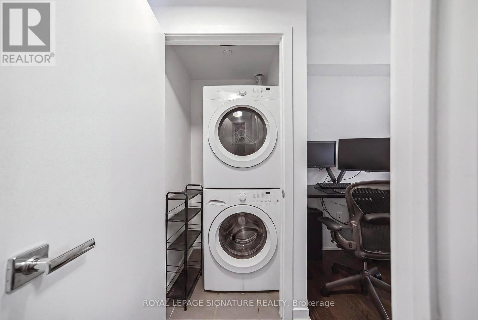 1001 - 21 Widmer Street, Toronto, Ontario  M5V 0B8 - Photo 13 - C13721074