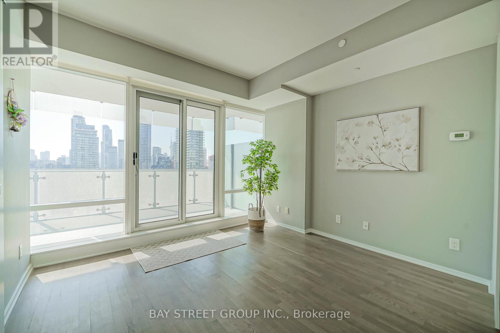 1605 - 1 Bloor Street E, Toronto, Ontario  M4W 0A8 - Photo 10 - C13721102