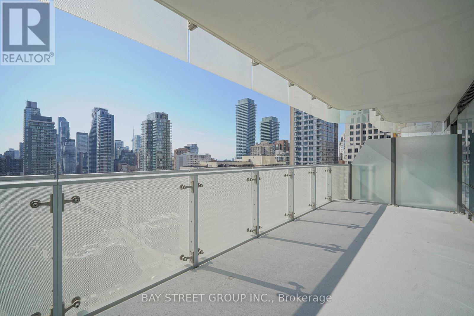 1605 - 1 Bloor Street E, Toronto, Ontario  M4W 0A8 - Photo 5 - C13721102