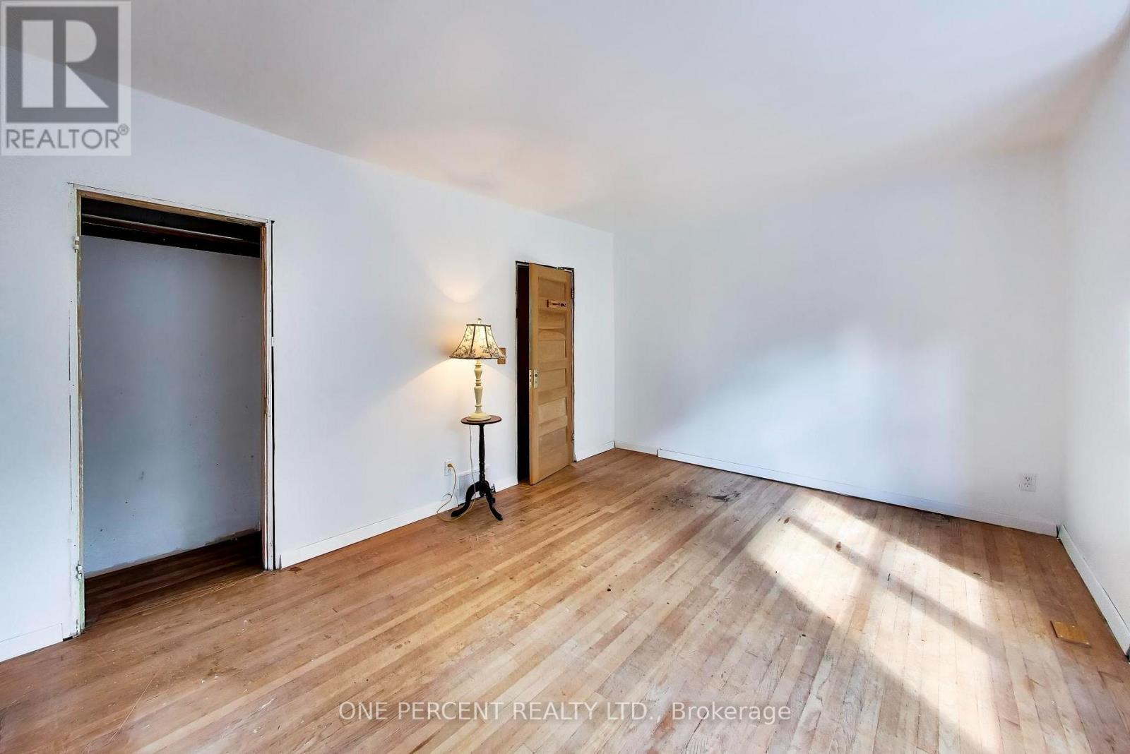 150 Beech Avenue, Toronto, Ontario  M4E 3H6 - Photo 17 - E13721038