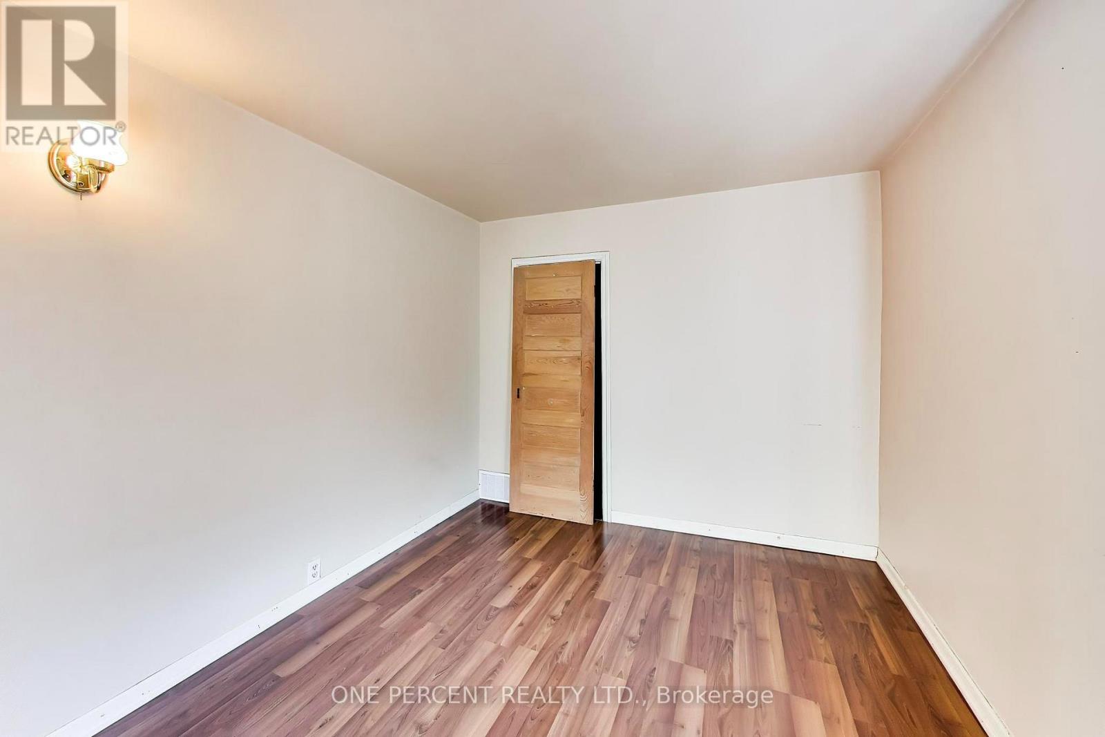 150 Beech Avenue, Toronto, Ontario  M4E 3H6 - Photo 19 - E13721038