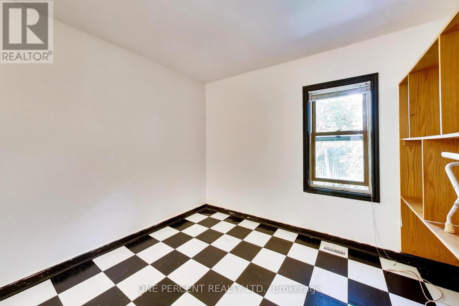 150 Beech Avenue, Toronto, Ontario  M4E 3H6 - Photo 21 - E13721038