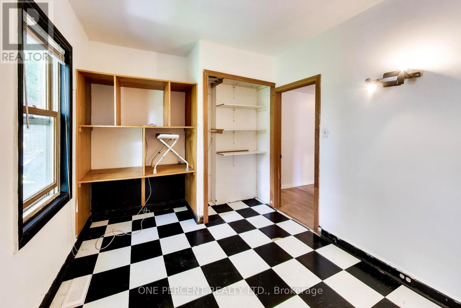 150 Beech Avenue, Toronto, Ontario  M4E 3H6 - Photo 23 - E13721038