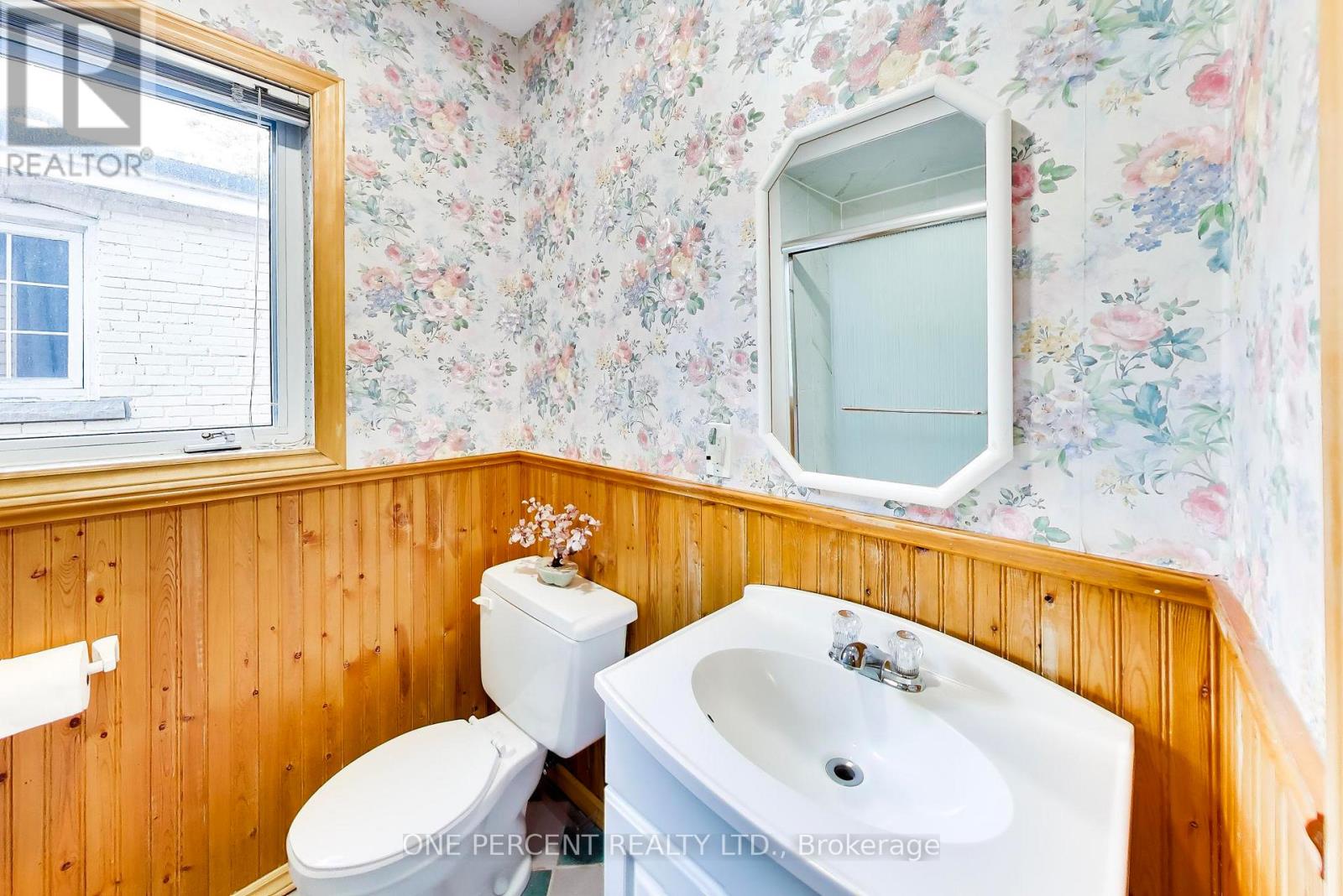 150 Beech Avenue, Toronto, Ontario  M4E 3H6 - Photo 24 - E13721038