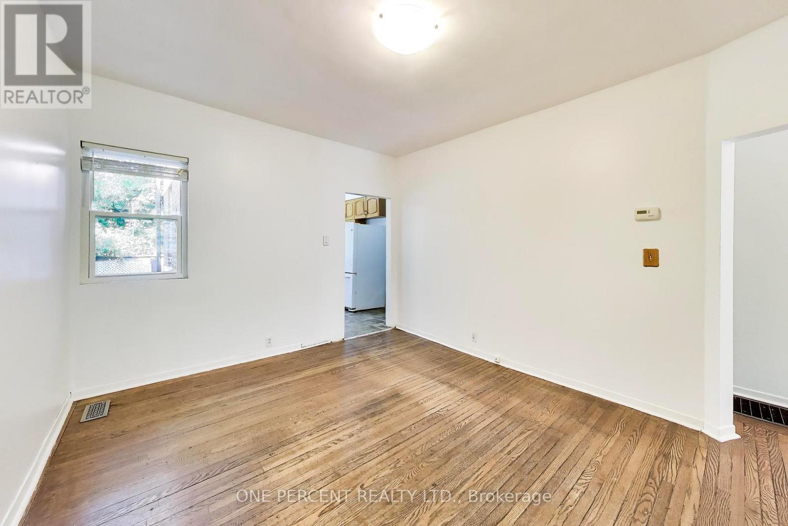 150 Beech Avenue, Toronto, Ontario  M4E 3H6 - Photo 9 - E13721038