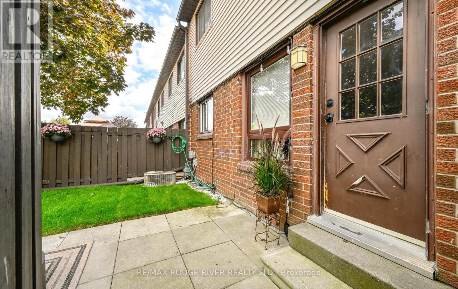 72 - 960 GLEN STREET, Oshawa, Ontario