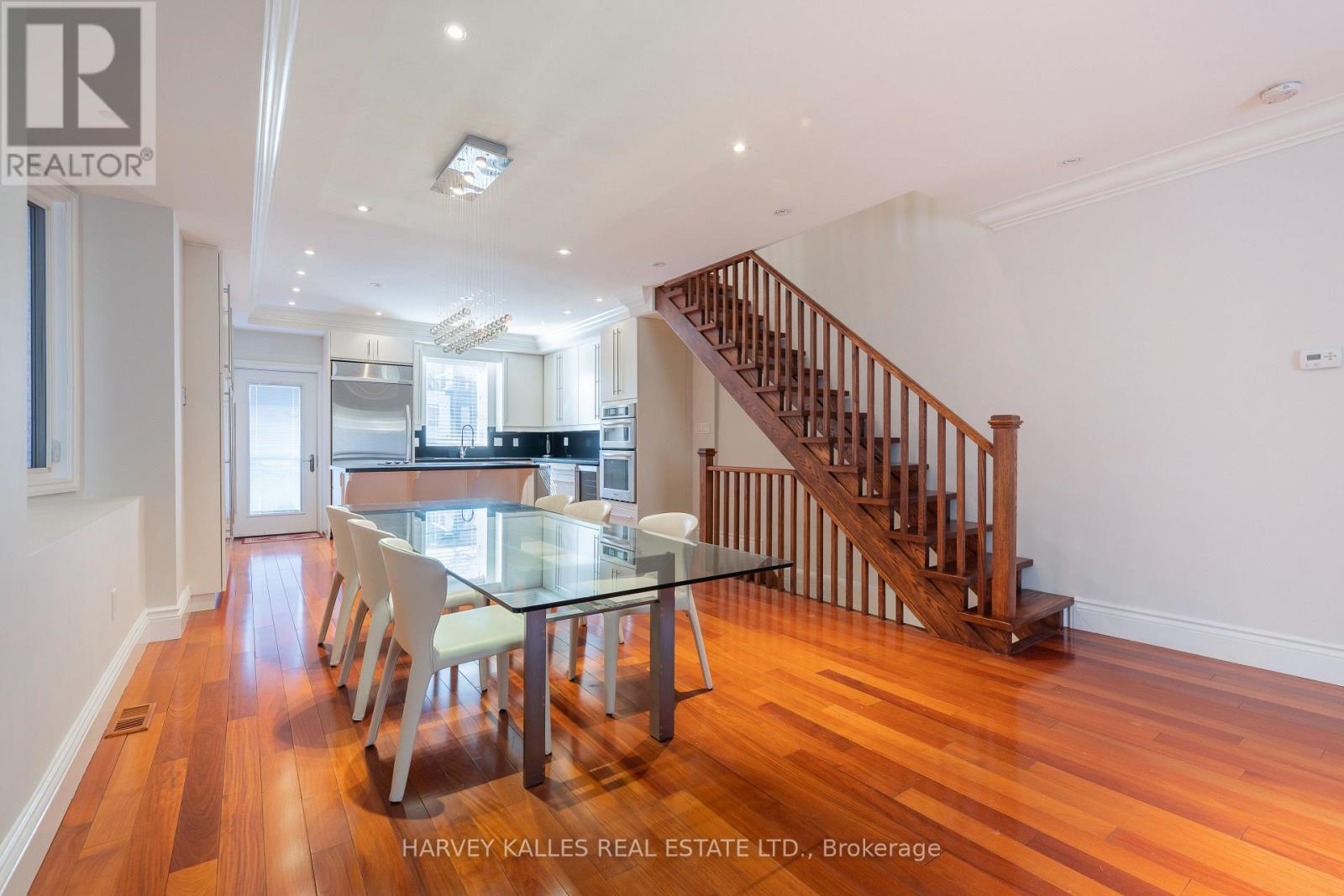 1107 Gerrard Street E, Toronto, Ontario  M4M 1Z9 - Photo 10 - E13721094