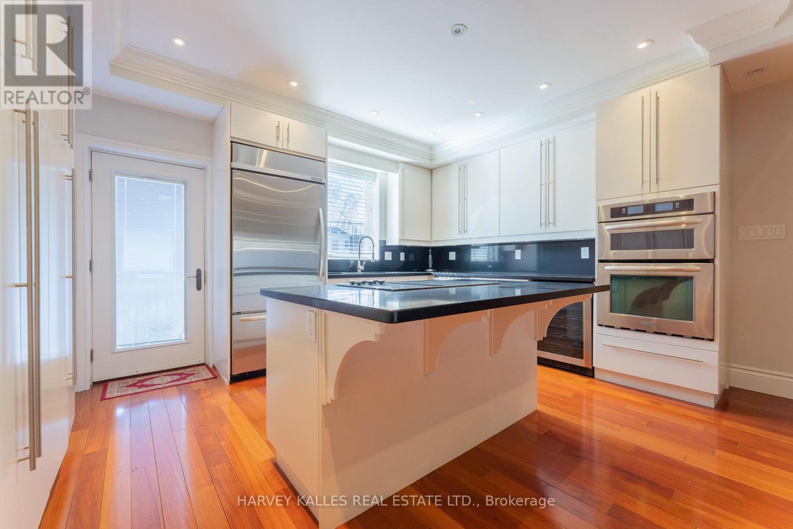 1107 Gerrard Street E, Toronto, Ontario  M4M 1Z9 - Photo 12 - E13721094