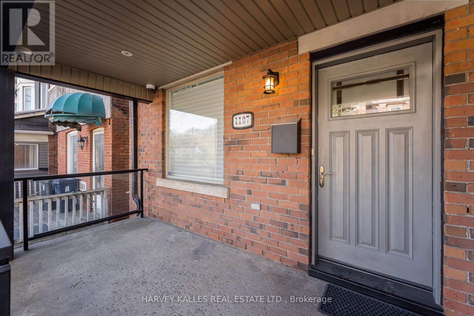 1107 Gerrard Street E, Toronto, Ontario  M4M 1Z9 - Photo 4 - E13721094