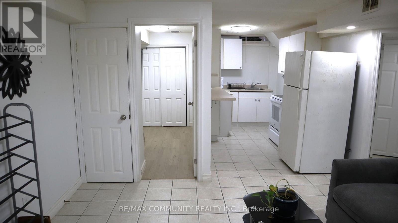 Basement - 41 Legends Drive, Toronto, Ontario  M1X 1Z7 - Photo 3 - E13721100