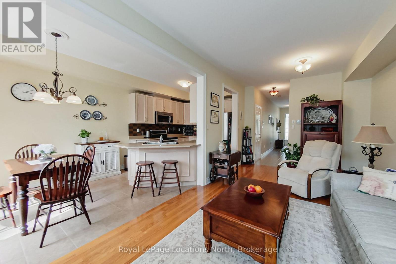 34 Savannah Crescent, Wasaga Beach, Ontario  L9Z 0E7 - Photo 11 - S13721088