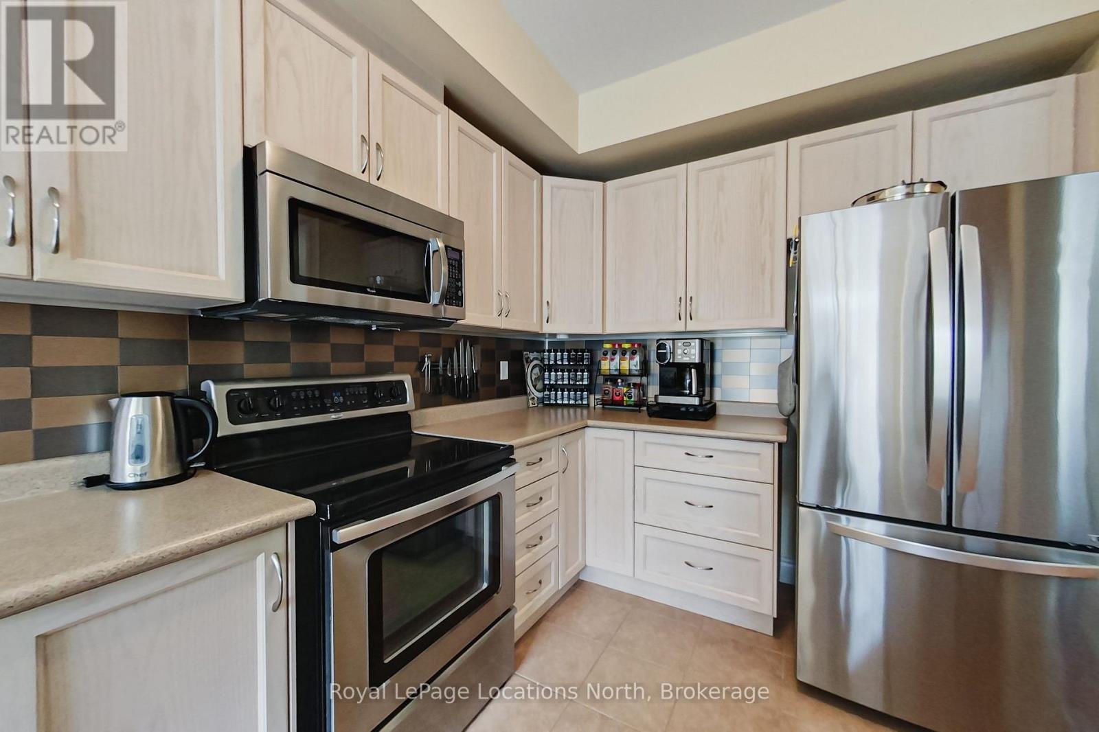 34 Savannah Crescent, Wasaga Beach, Ontario  L9Z 0E7 - Photo 17 - S13721088