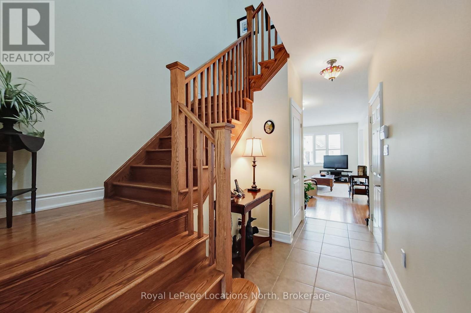 34 Savannah Crescent, Wasaga Beach, Ontario  L9Z 0E7 - Photo 7 - S13721088