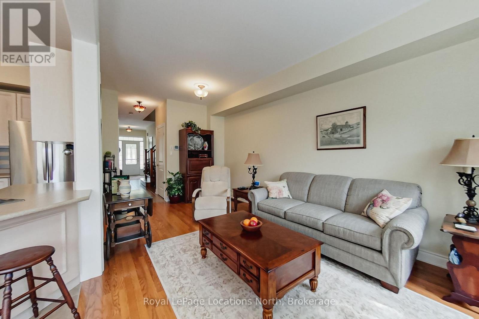34 Savannah Crescent, Wasaga Beach, Ontario  L9Z 0E7 - Photo 8 - S13721088