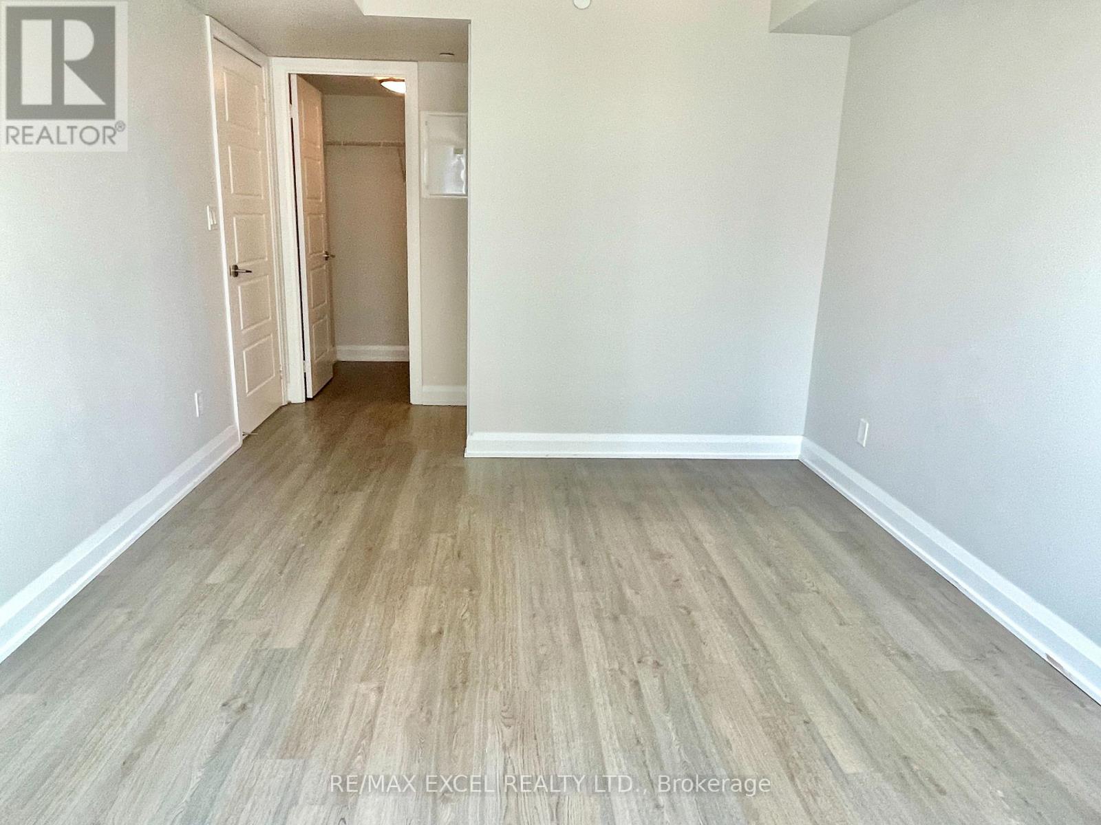 1510 - 15 Water Walk Drive, Markham, Ontario  L6G 0G2 - Photo 13 - N13721012
