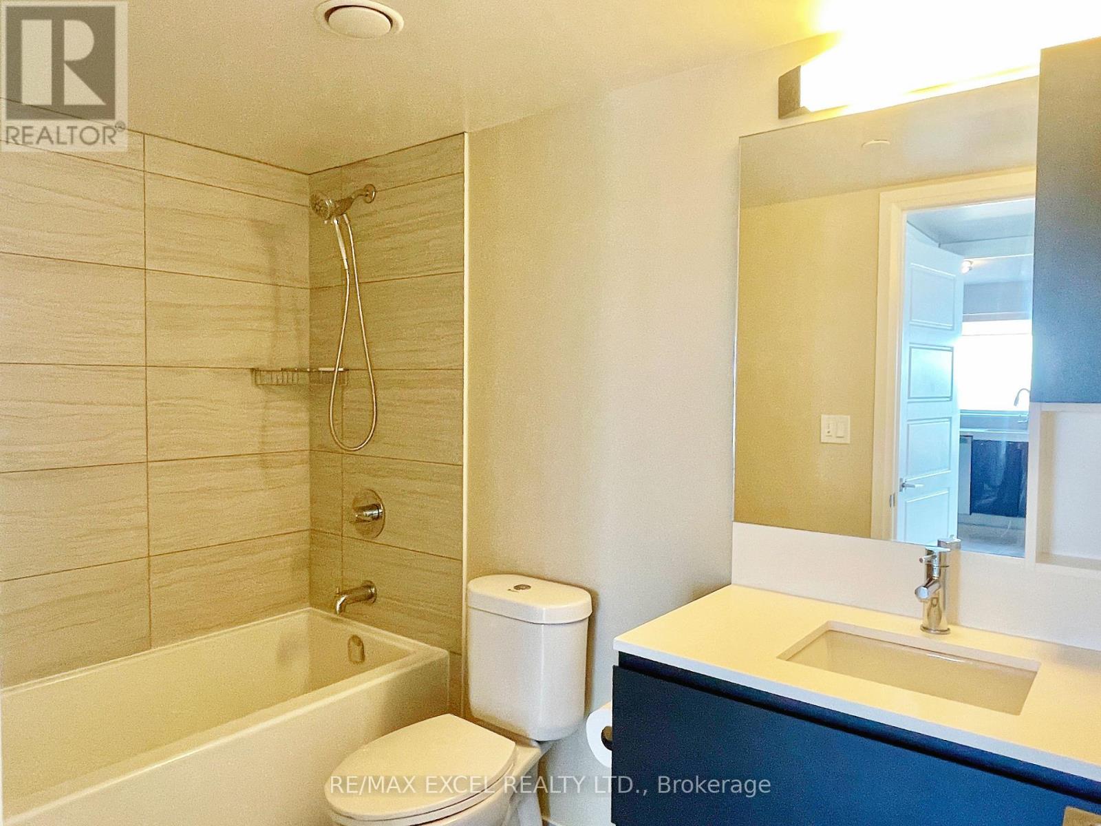 1510 - 15 Water Walk Drive, Markham, Ontario  L6G 0G2 - Photo 15 - N13721012