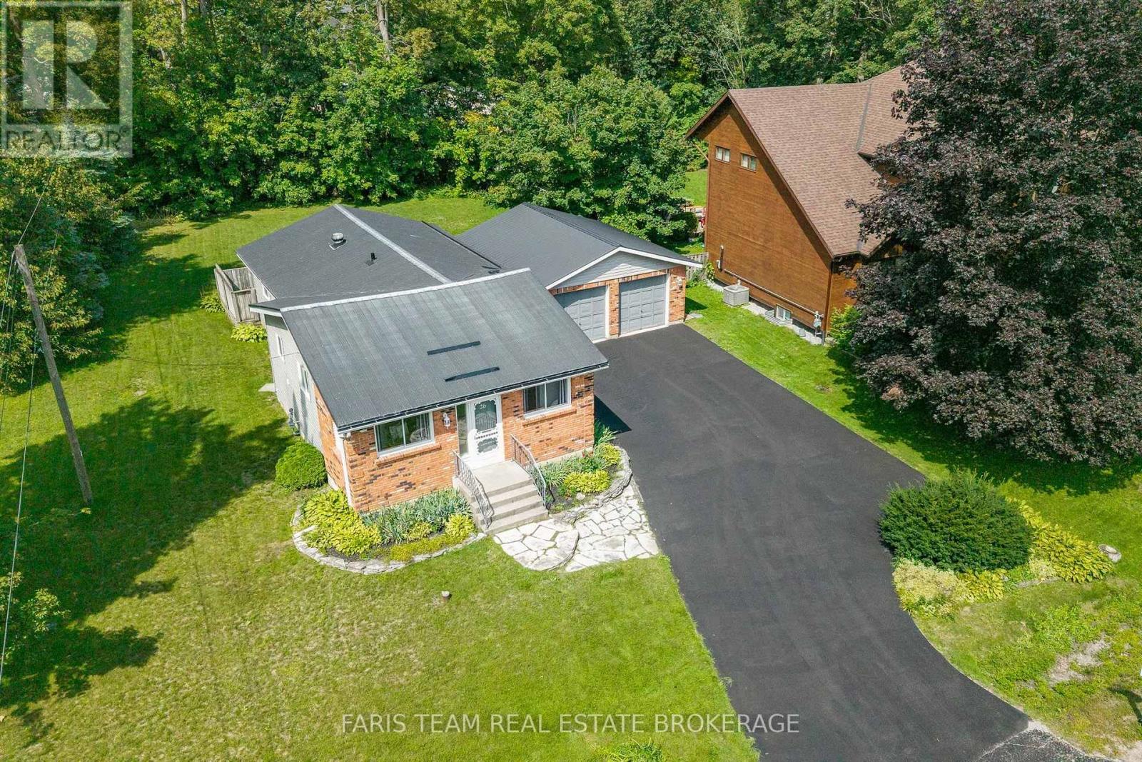 26 Big Bay Point Road, Innisfil, Ontario  L9S 2N9 - Photo 3 - N13721032