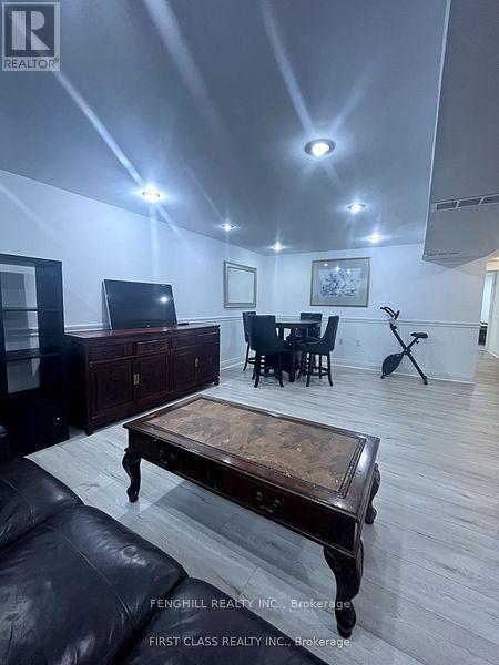 377 Taylor Mills Drive S, Richmond Hill, Ontario  L4C 2V1 - Photo 2 - N13721042