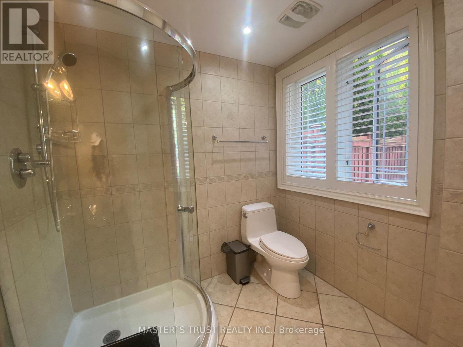 27 Jaylynn Court, Vaughan, Ontario  L4H 1Z6 - Photo 10 - N13721052