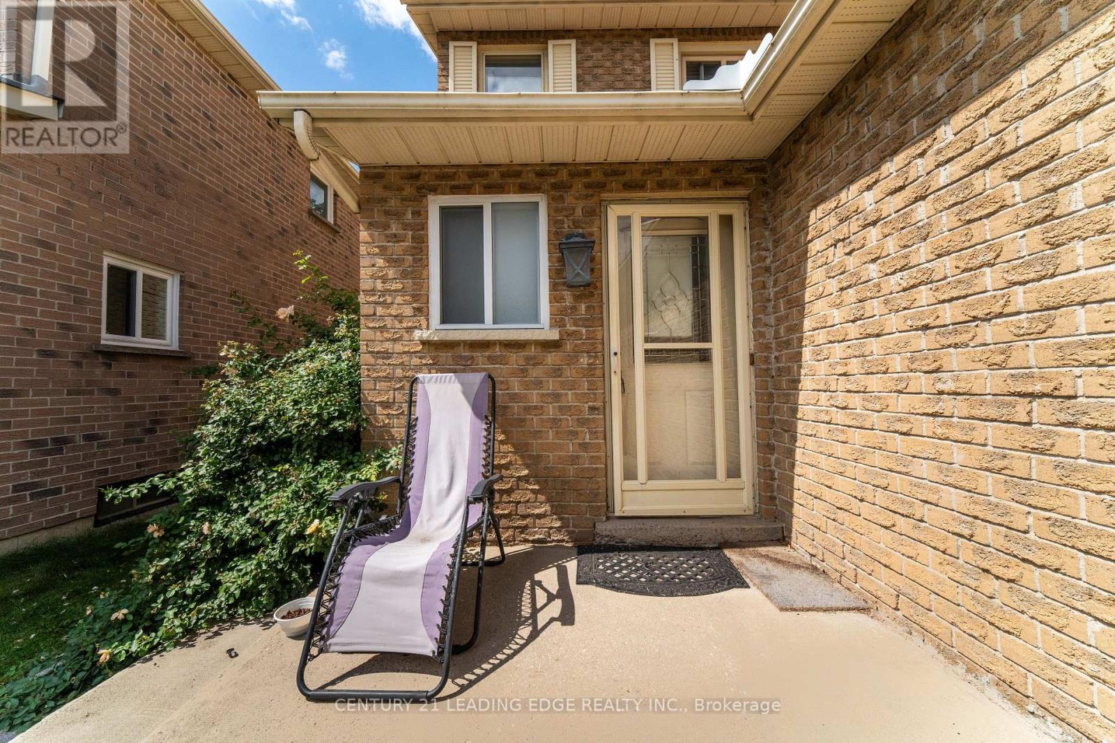 56 Sunshine Drive, Richmond Hill, Ontario  L4C 8J5 - Photo 3 - N13721120