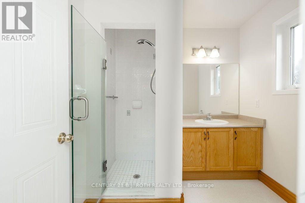 24 Ashton Street, Orillia, Ontario  L3V 7V5 - Photo 21 - S13721122
