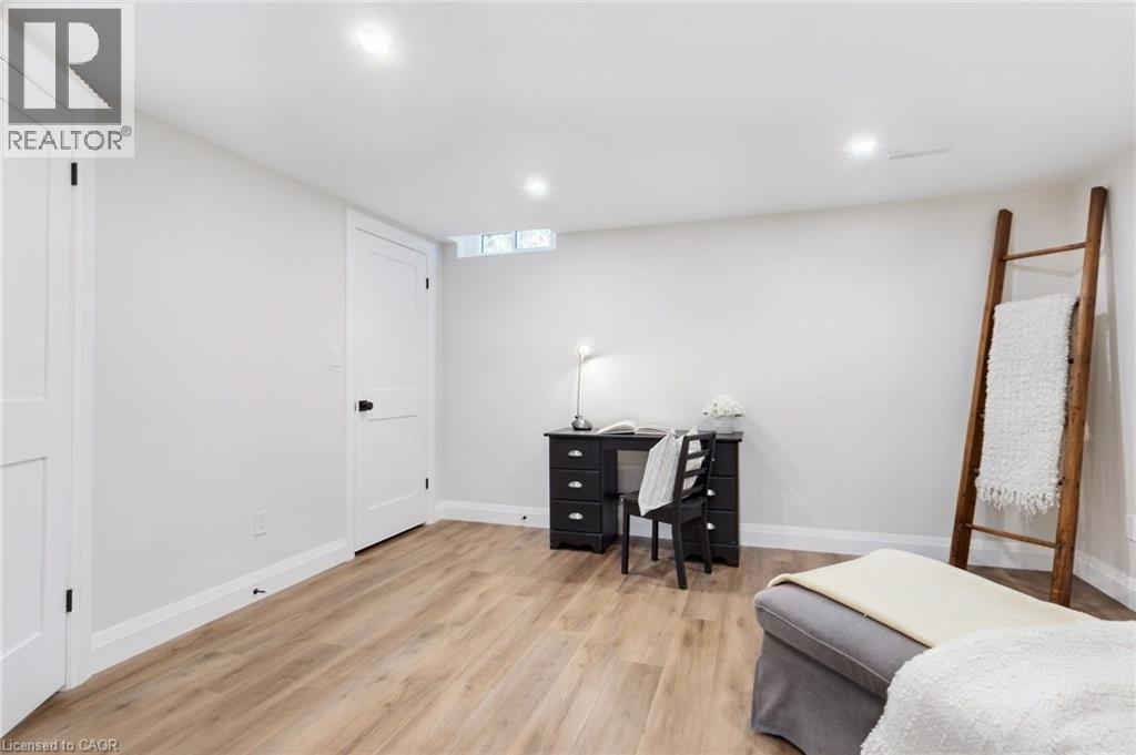 1414 Dewbourne Crescent, Burlington, Ontario  L7M 1E7 - Photo 33 - 40846331
