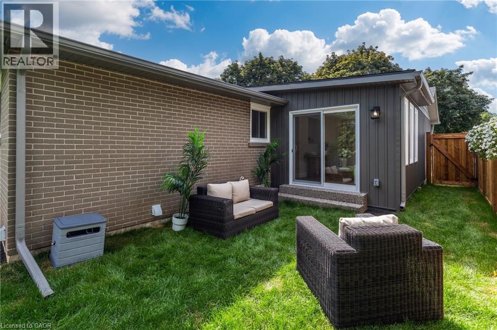 1414 Dewbourne Crescent, Burlington, Ontario  L7M 1E7 - Photo 38 - 40846331