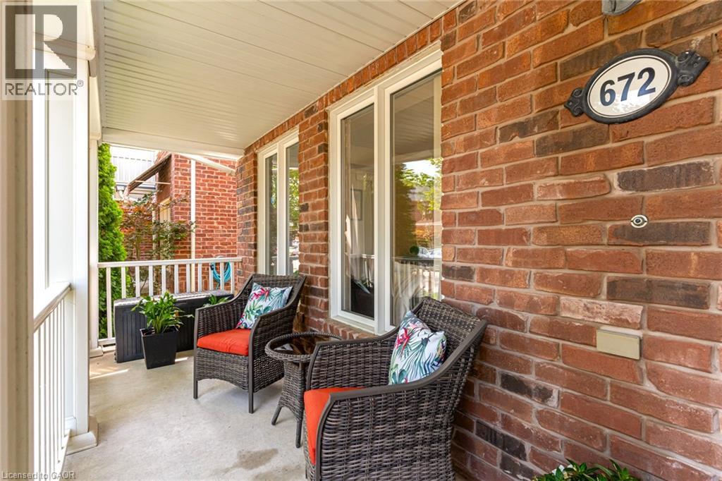 672 Mceastern Path, Milton, Ontario  L9T 0G4 - Photo 3 - 40855842