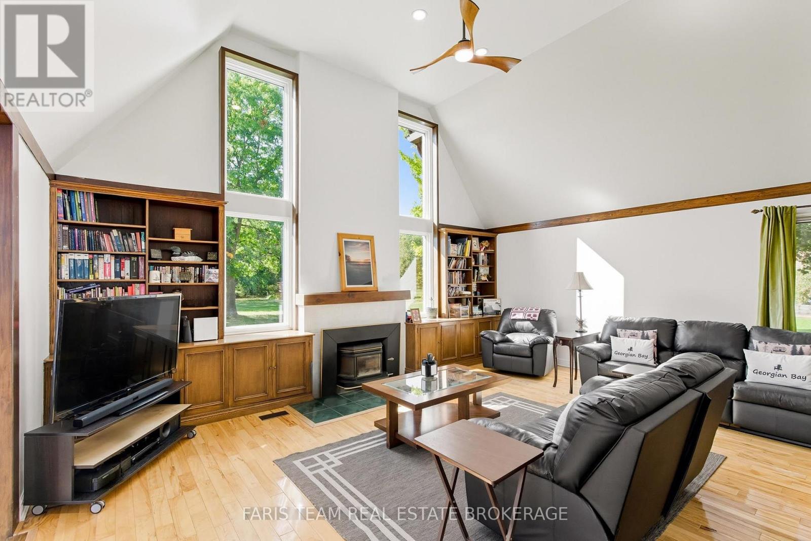 193 Gouett Street, Tay, Ontario  L0K 2C0 - Photo 15 - S13547740