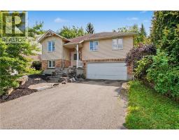 1 CUTTING Drive, elora, Ontario