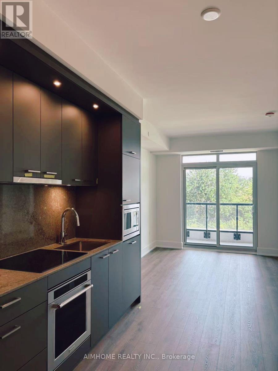 320 - 858 DUPONT STREET