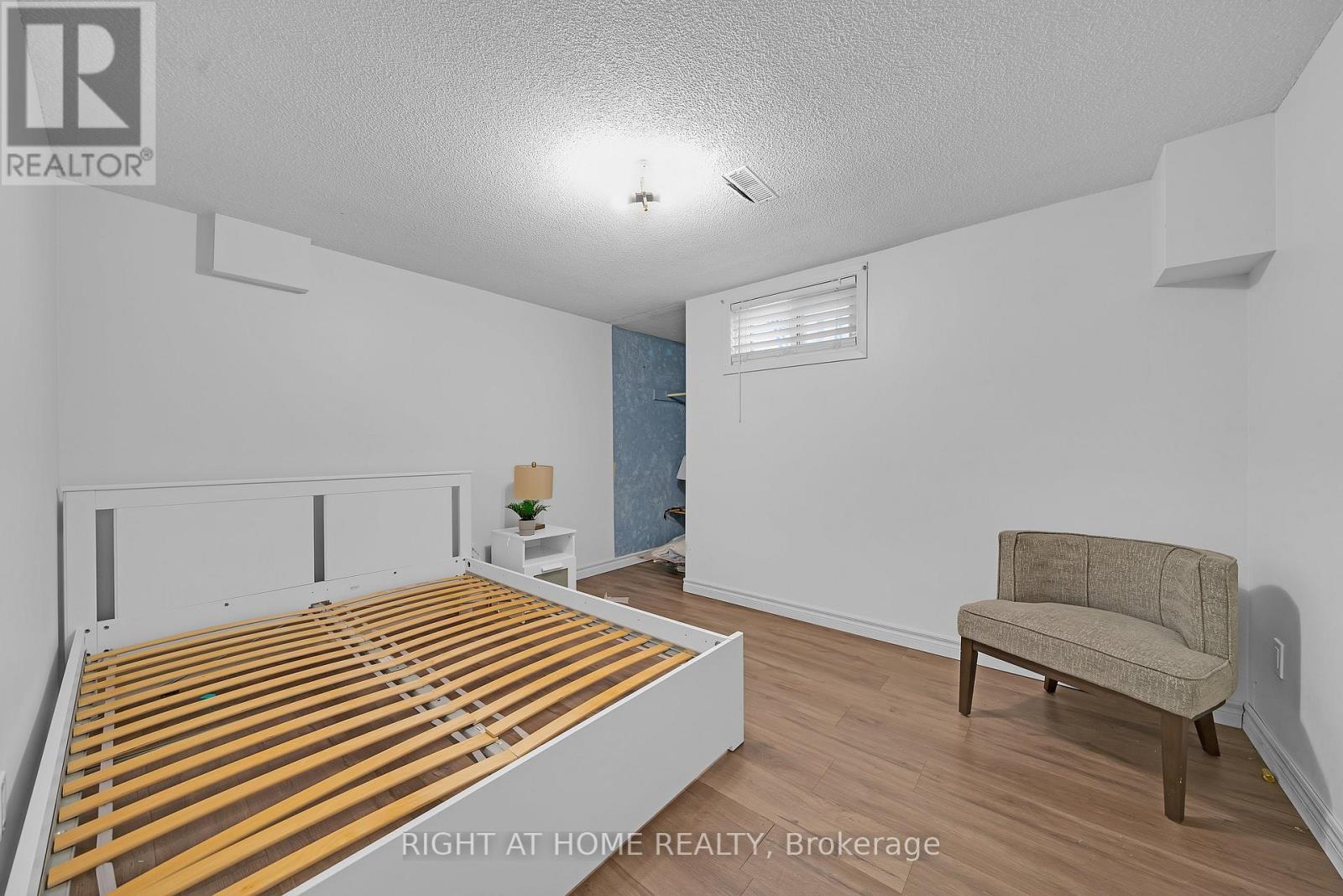 3241 Mccarthy Court, Mississauga, Ontario  L4Y 3Z4 - Photo 39 - W13721040